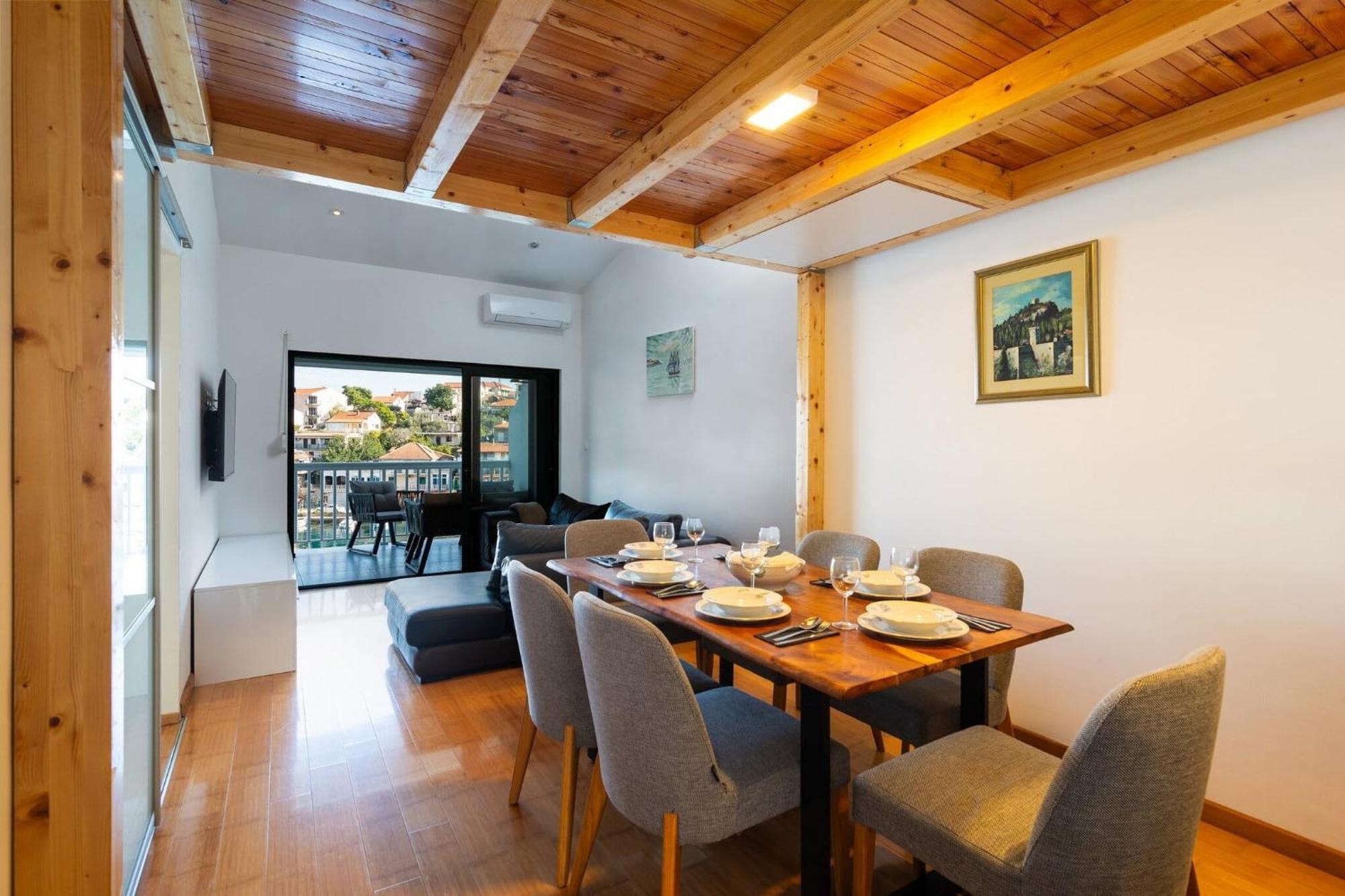 Apartment Antonio Stomorska